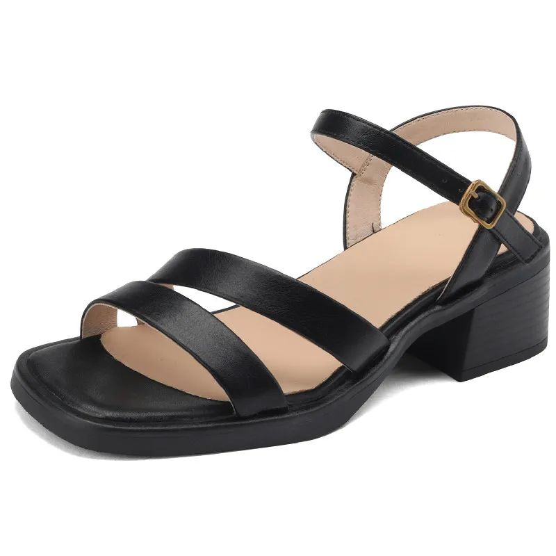 

Женские босоножки из натуральной кожи, на толстом каблуке