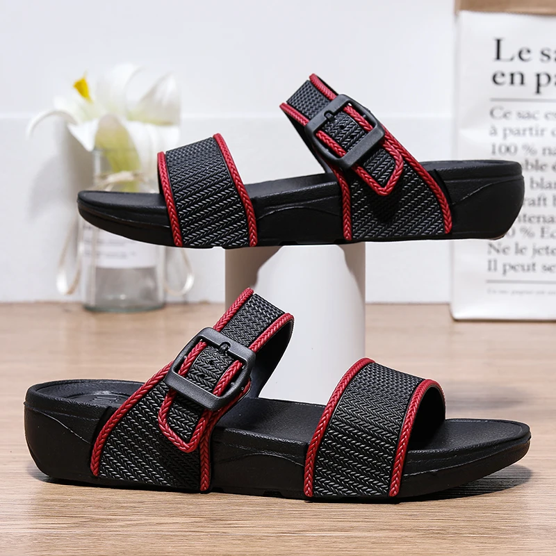 New fashion sandals beach buckle strap slippers soft sole non-slip 2022 hot sale casual comfortable breathable women's slippers