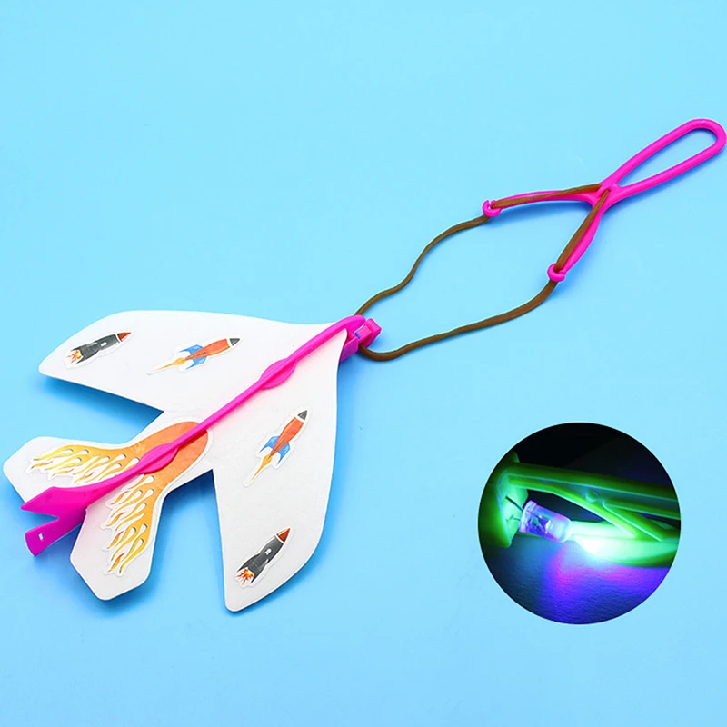 

1Pc Outdoor Shining Rocket Flash LED Light Night Kids Luminous Slingshot Toys Shine Slingshot Elastic Helicopter Rotating Toy