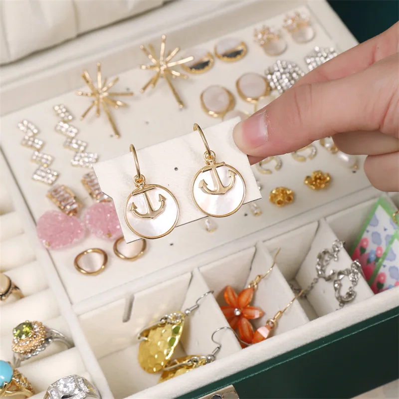 WEJEBOX New 2023 Green Exquisite Leather Jewelry Box for Women Travel Jewelry Organizer Necklace Earring Ring Storage Box gifts
