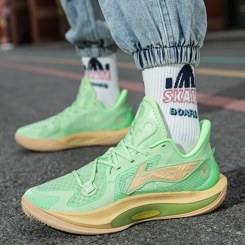 Мужские кроссовки для баскетбола износостойкие со звуком