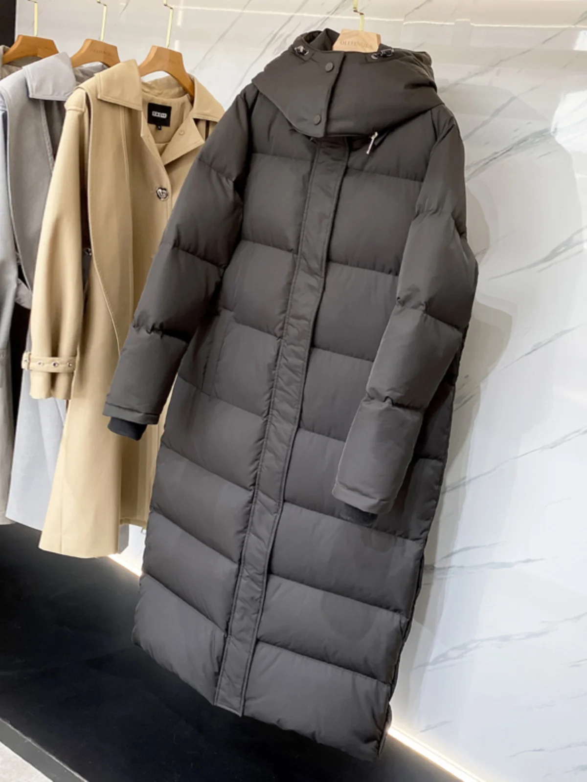 Женское пуховое пальто с капюшоном цвет в ассортименте