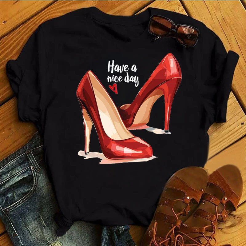 

Tshirt Women New Fashion Women Black T Shirt Red High Heels Shoes and Lipstick Print T Shirt Female Harajuku Tops 90s Ladies Tee