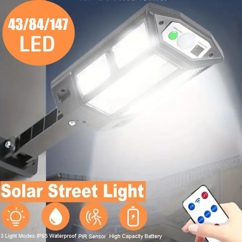 Рисунок 2 - Настенные светильники на солнечной батарее