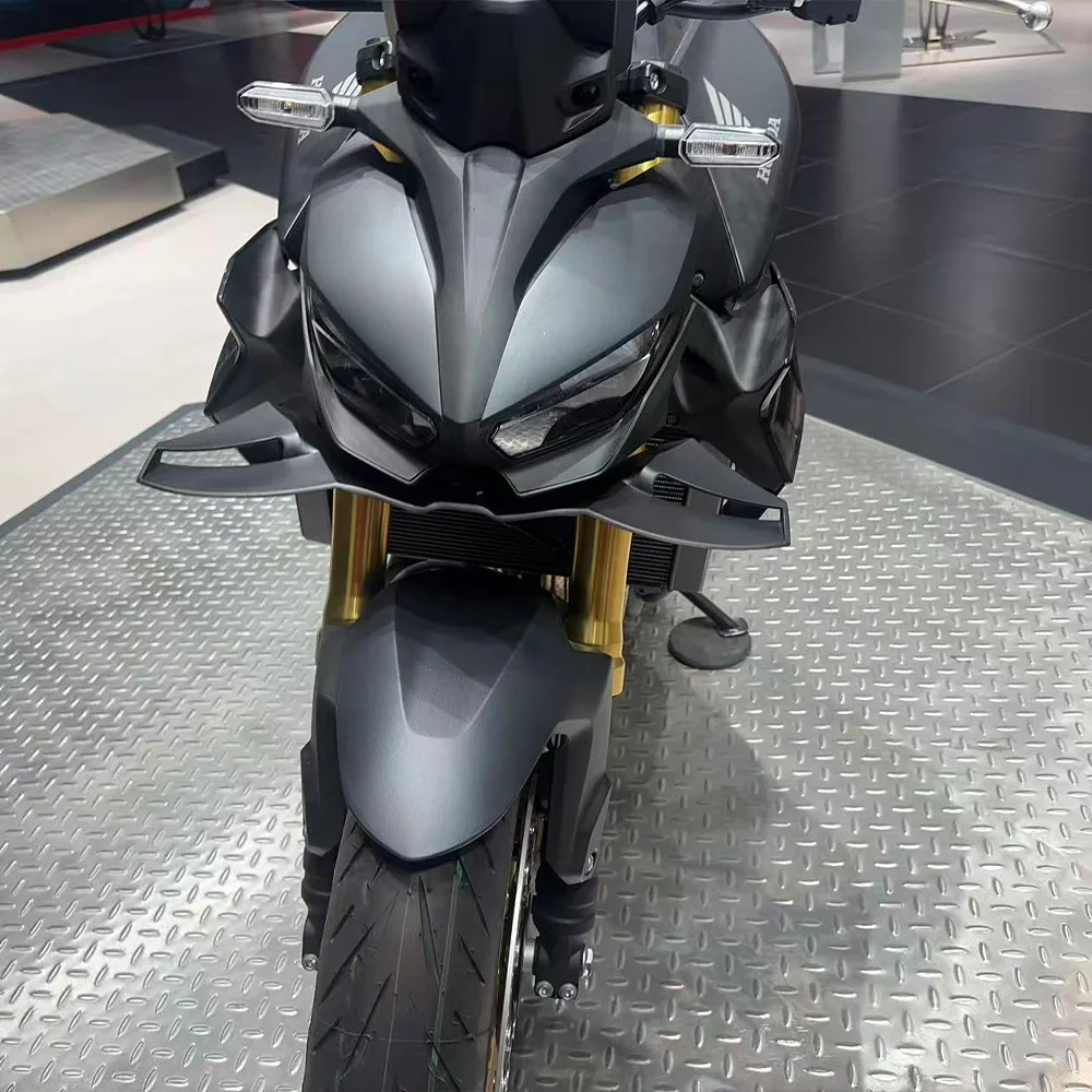 Фото Для мотоцикла CB 1000 PS Hornet 2025-2026: передние спойлеры, аэродинамические крылья, нижние спойлеры, винглеты для повышения аэродинамического упора №2