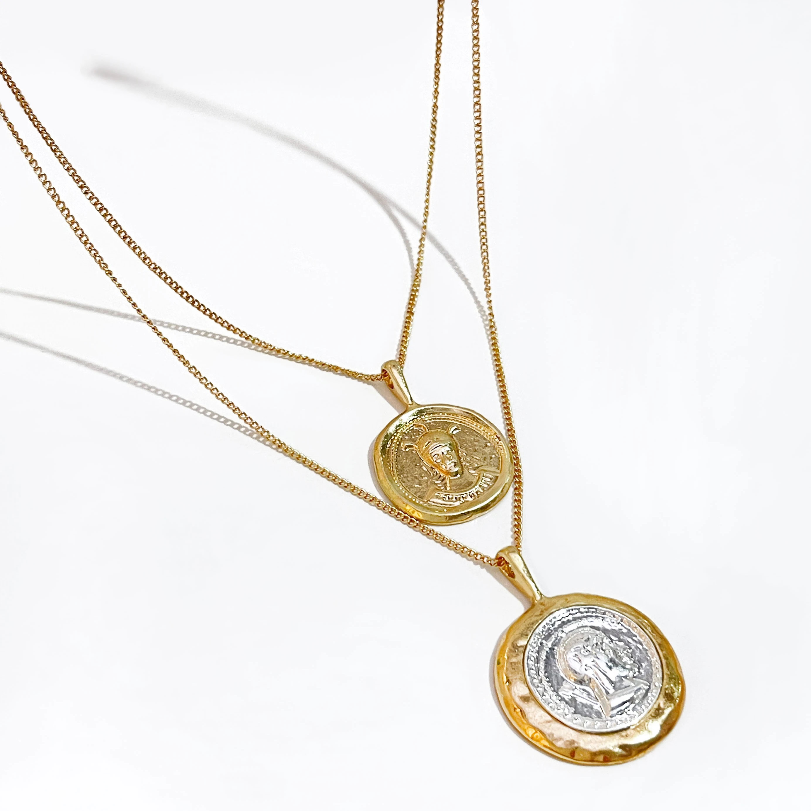 

Peri'sBox Gold Sliver Color Double Portrait Chokers Necklaces Coin Disc Layered Pendant Choker Bohemia Necklaces Femme Jewelry