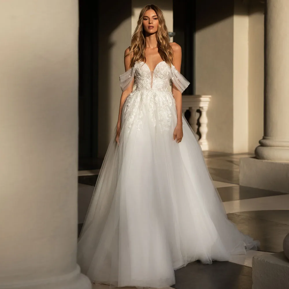 

Bohemia A-Line Wedding Dresses for Women 2022 Sweep Train Bridal Gowns Lace Applique V Neck Ivory Elegant Formal Party Gowns