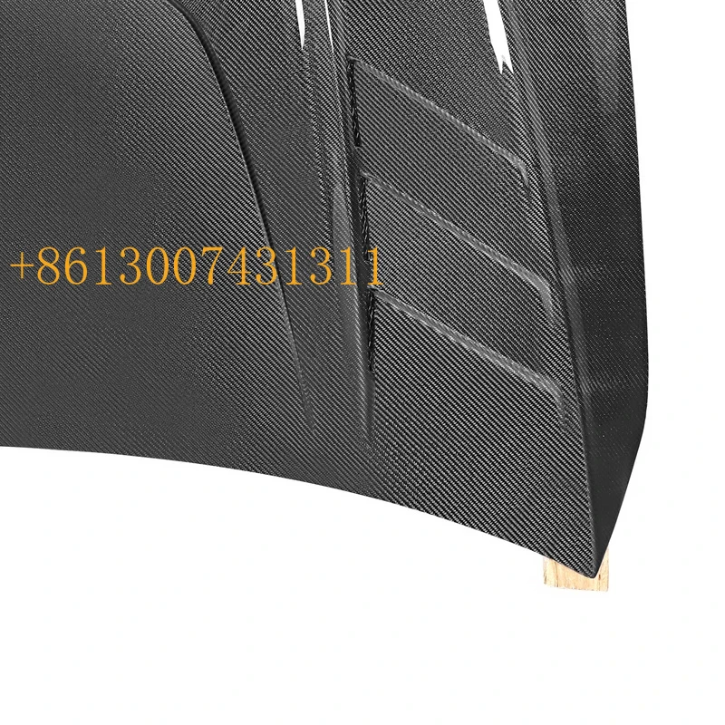 Фото Капот передний из настоящего карбона в стиле V для Lexus IS 2006-2012 №1