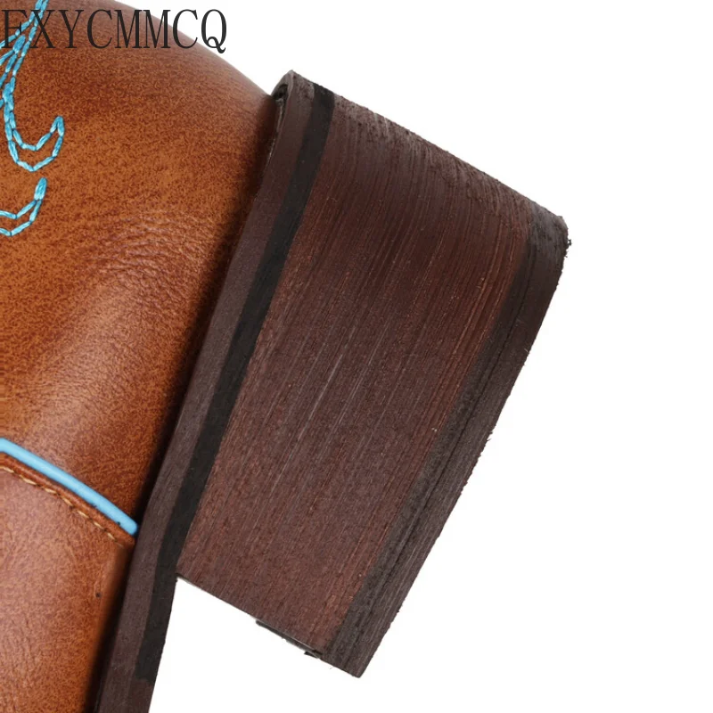 FXYCMMCQ 2022 Autumn/Winter New Embroidered Embroidered Square Head Mid-tube Women's Boots Retro All-match Women's Shoes 88-18