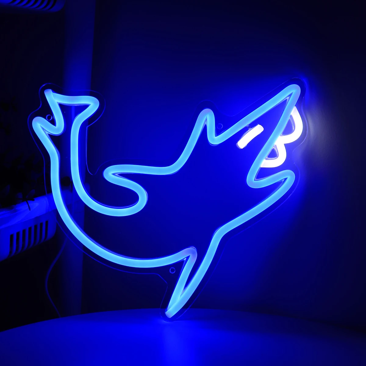 Рисунок 3 - настенная лампа в виде акулы