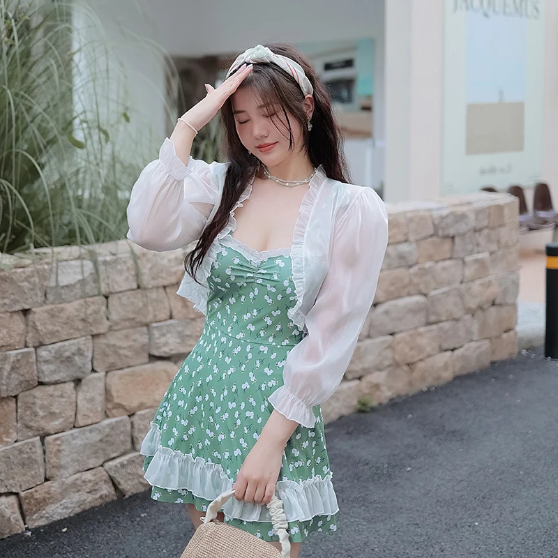 

Женский купальник, купальники из двух частей, платье на шнуровке, нежный цветочный принт, пляжная одежда для отпуска с открытой спиной, обле...