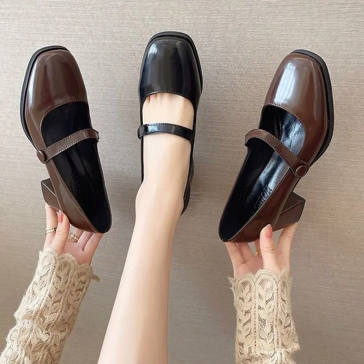 

Новинка 2022, женские кожаные туфли в стиле ретро на высоком и коротком массивном каблуке, Повседневные Туфли Мэри Джейн