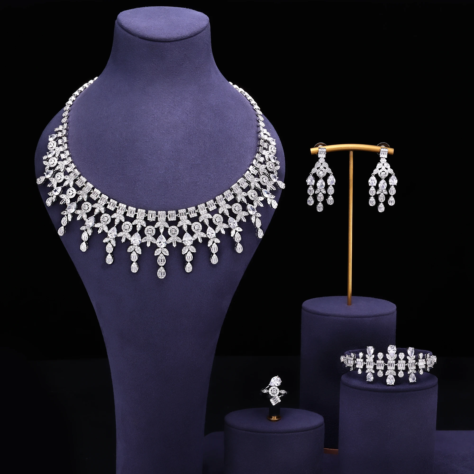 2023 New Nigeria 4-piece Bridal Zirconia Jewelry Set, Suitable for Women's Party, Crystal Wedding Jewelry Set