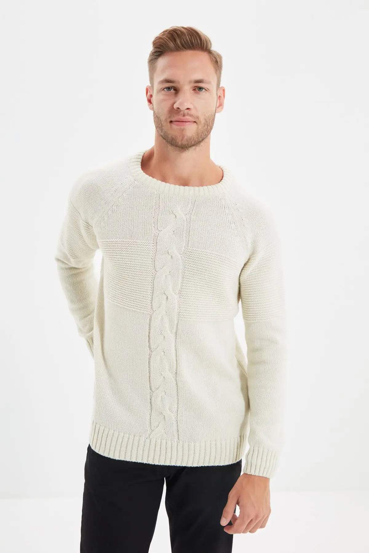 

Trendyol Male Slim Fit Bike Collar Hair Weave Knitwear Sweater TMNAW22KZ0320