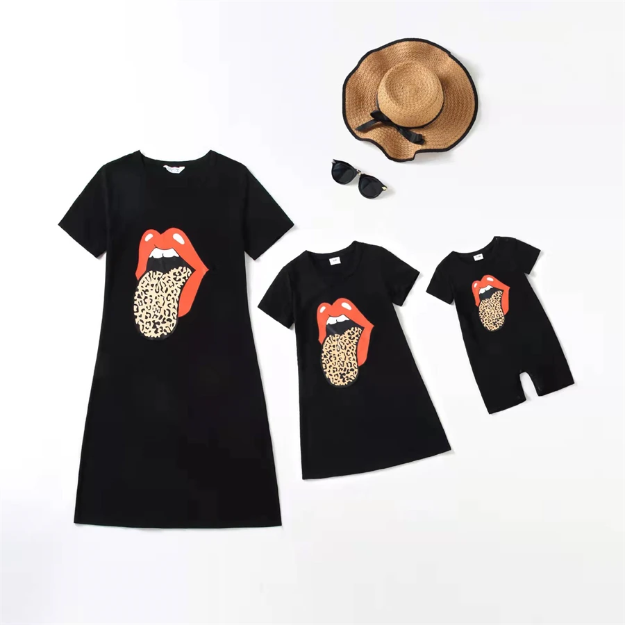 

Funny Mother Daughter Dresses Summer Family Matching Outfits Mommy and Me Clothes Short Sleeve Woman Girls Dress Baby Jumpsuits