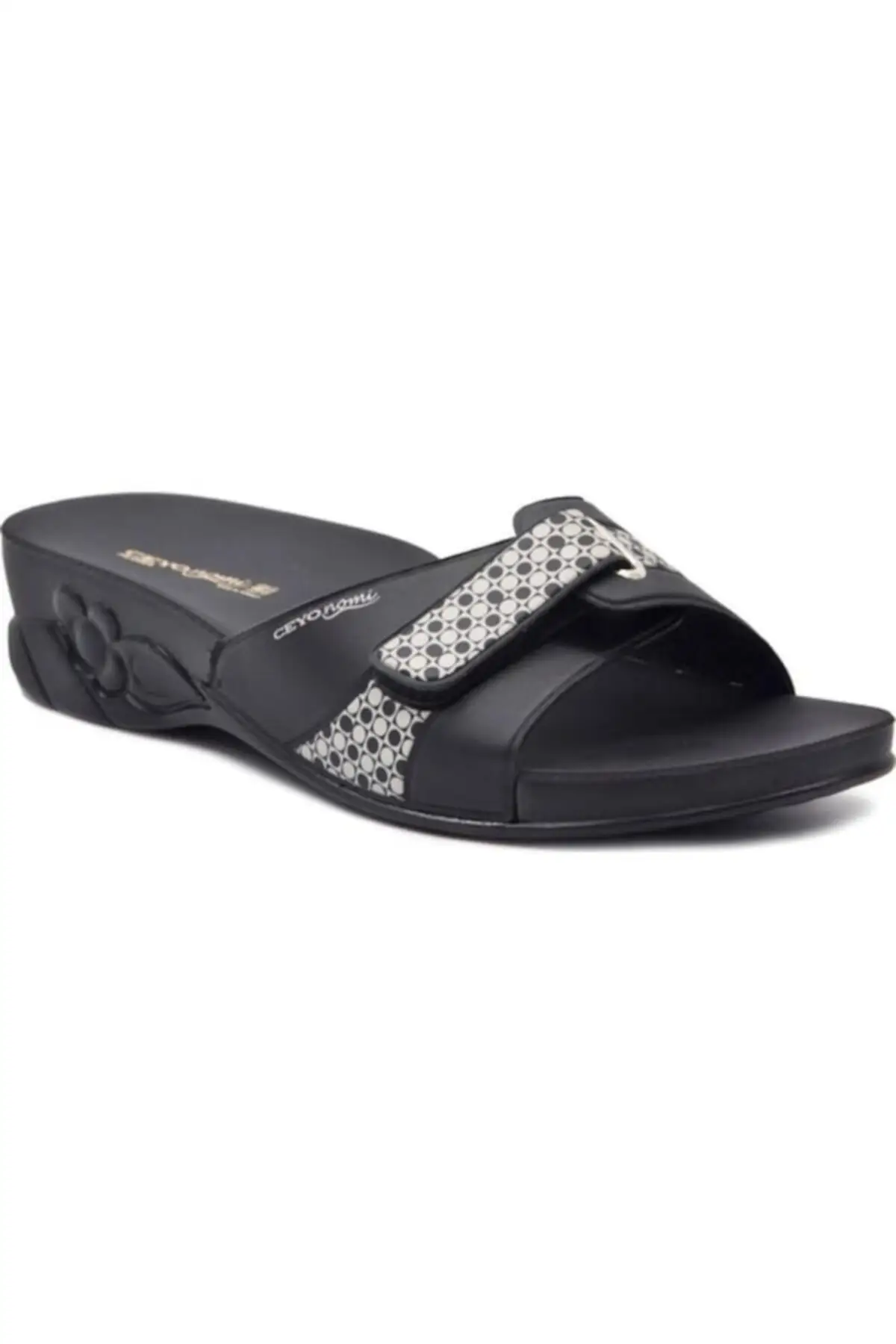 

Women's Black Flora Slippers