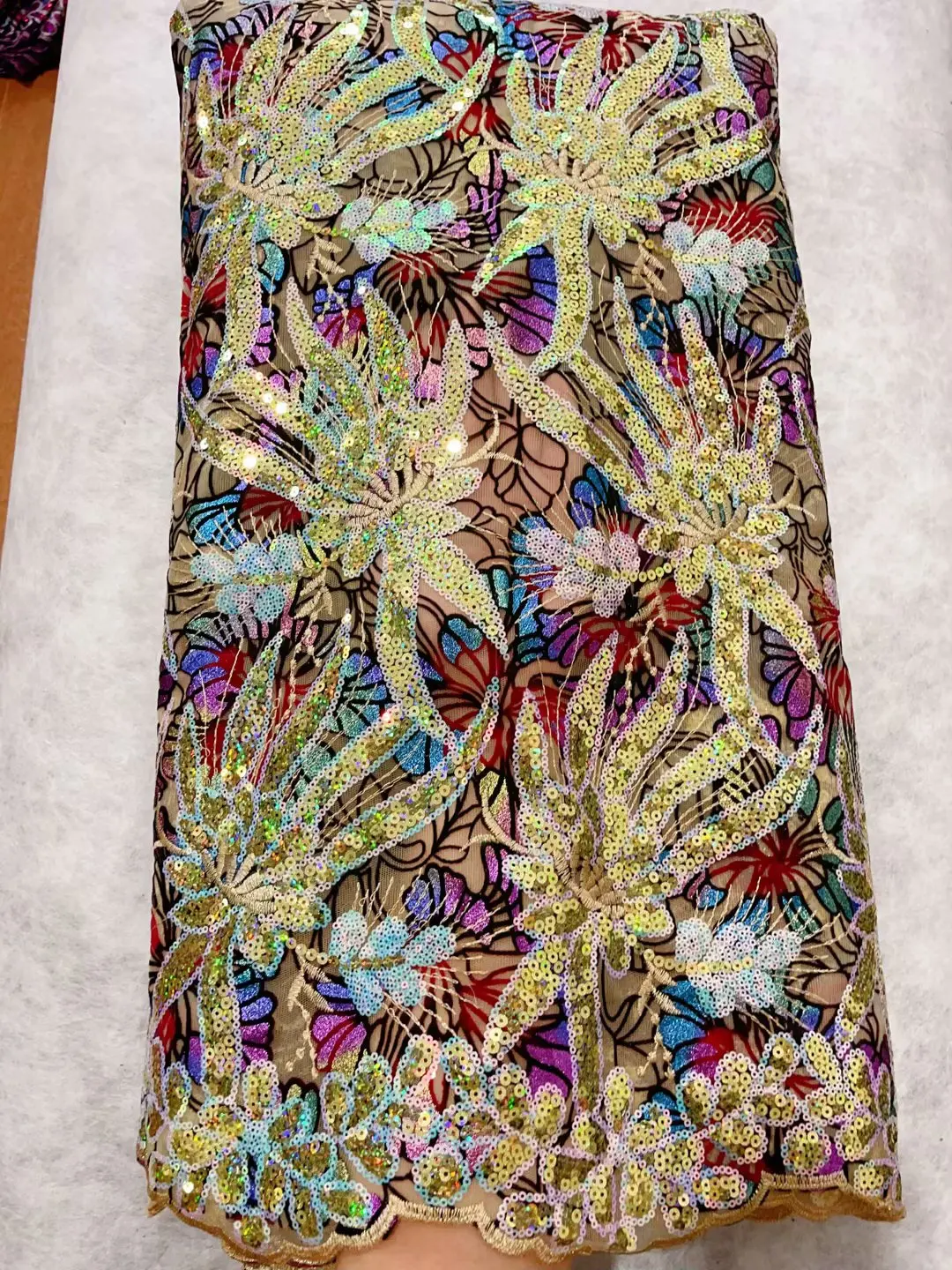 

2023 Fashion Nice Lady Turtle French Lace in Gold With Sequins For Aso Ebi African Party Tulle Material T0406