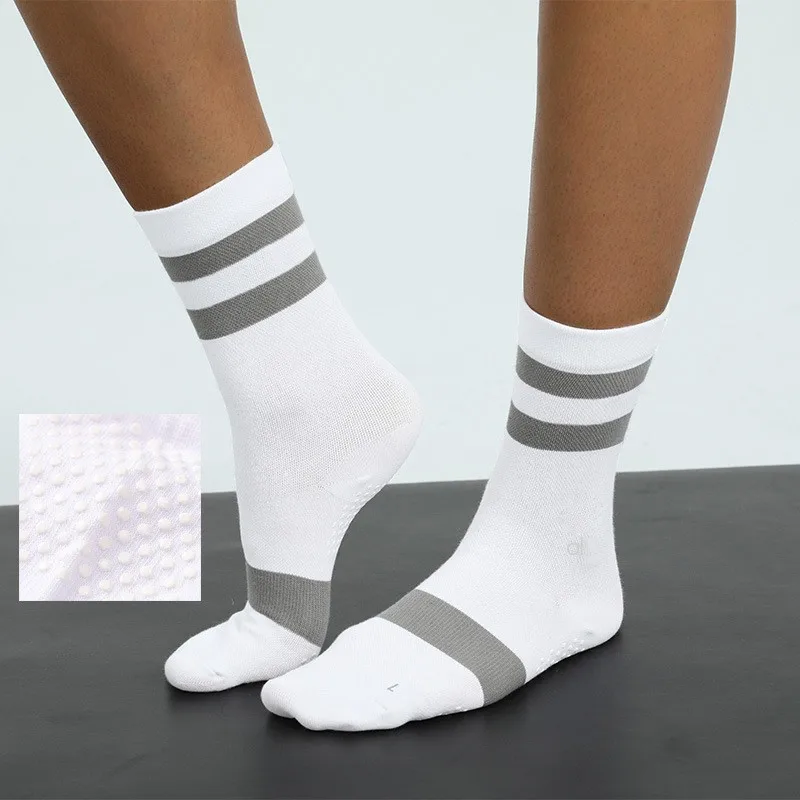 Brand New NWT Al Yoga Socks With Logo Silicone Non-Slip Wear-Resistant Comfortable Sports Fitness Socks Cycling Football Socks