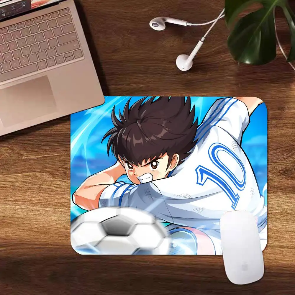Коврик для мыши Anime C-Captain Tsubasa-a, небольшой коврик для мыши с замком LockEdge для геймеров, прямоугольный противоскользящий резиновый коврик для компьютерного стола (art.: 3920da59de9cd) - 3920da59de9cd