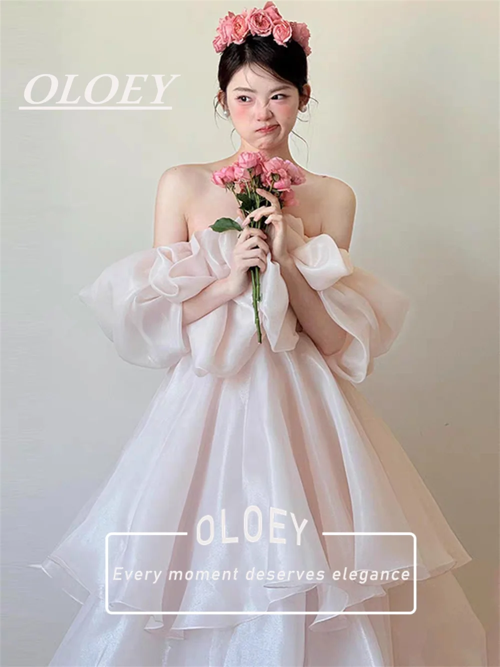 Фото OLOEY Fairy Baby Розовое вечернее платье трапециевидной формы для выпускного вечера с открытыми плечами из шелковистой органзы Корейское вечернее платье для свадебной фотосессии №2