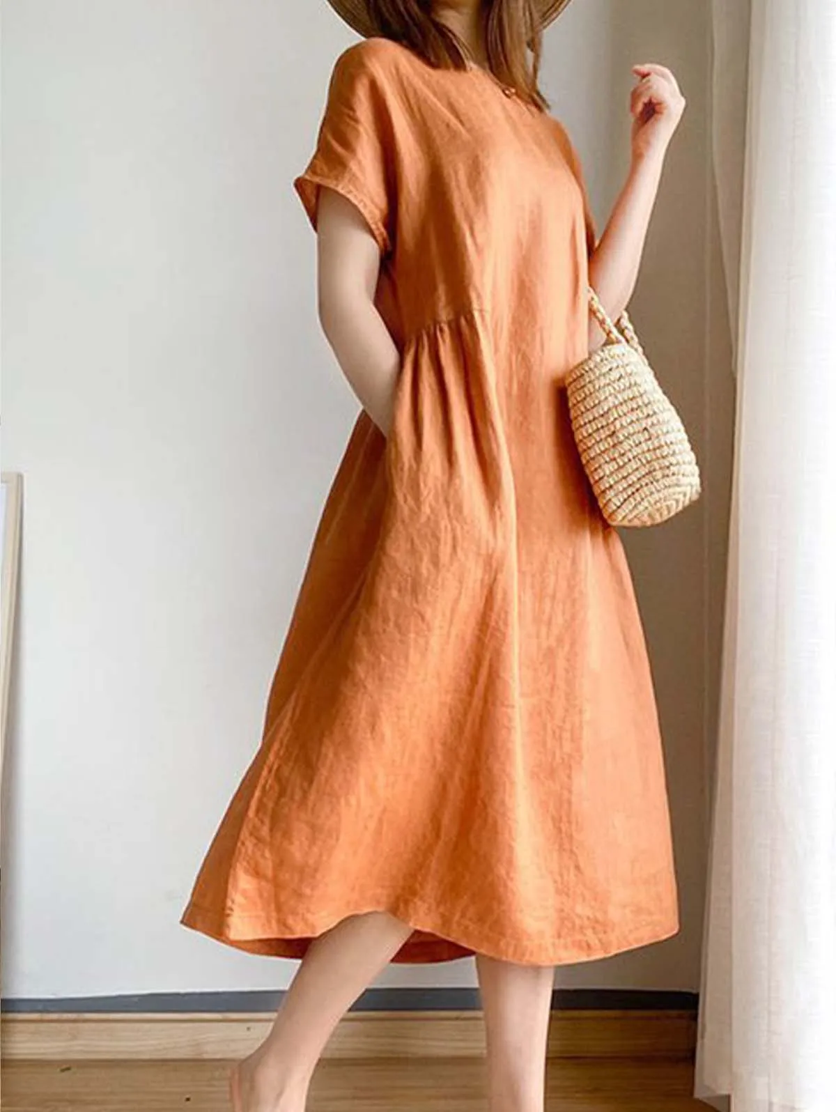 

Women's Summer Short Sleeves Dress Simple Literary Loose Solid Color Shift Dress Crew Neck Casual Loose Pullover Tunic Dresses