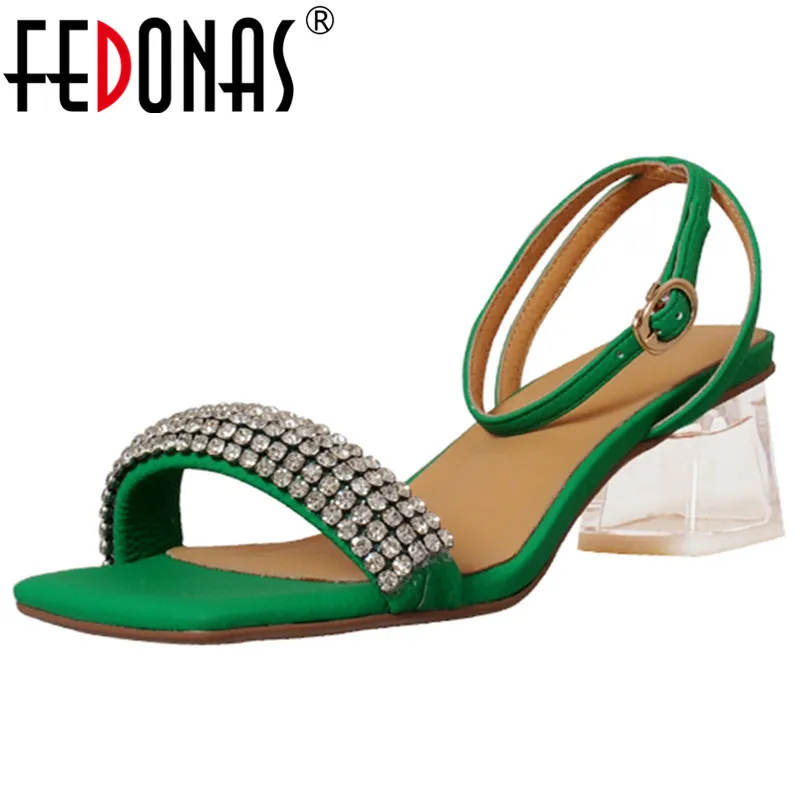 

Женские босоножки со стразами FEDONAS, желтые туфли из натуральной кожи на толстых каблуках, элегантная обувь для вечеринки на лето