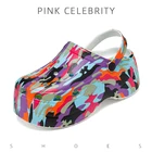 Женские сандалии со змеиным принтом, босоножки с маленькими отверстиями, тапки на толстой платформе, Повседневная летняя обувь с ремешком сзади