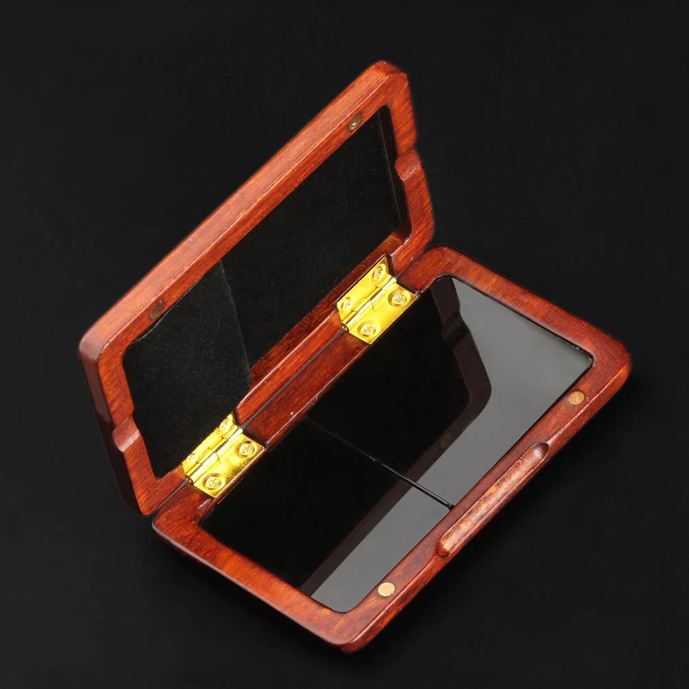 

Walnut Reed Case Box Holder Breathable for Saxophone Clarinet (Dark Red)