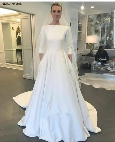 A Line 2023 Wedding Dresses With Three Quarter Sleeve New Meghan Markle Style Vintage Bateau Covered Buttons Back Simple Bridal