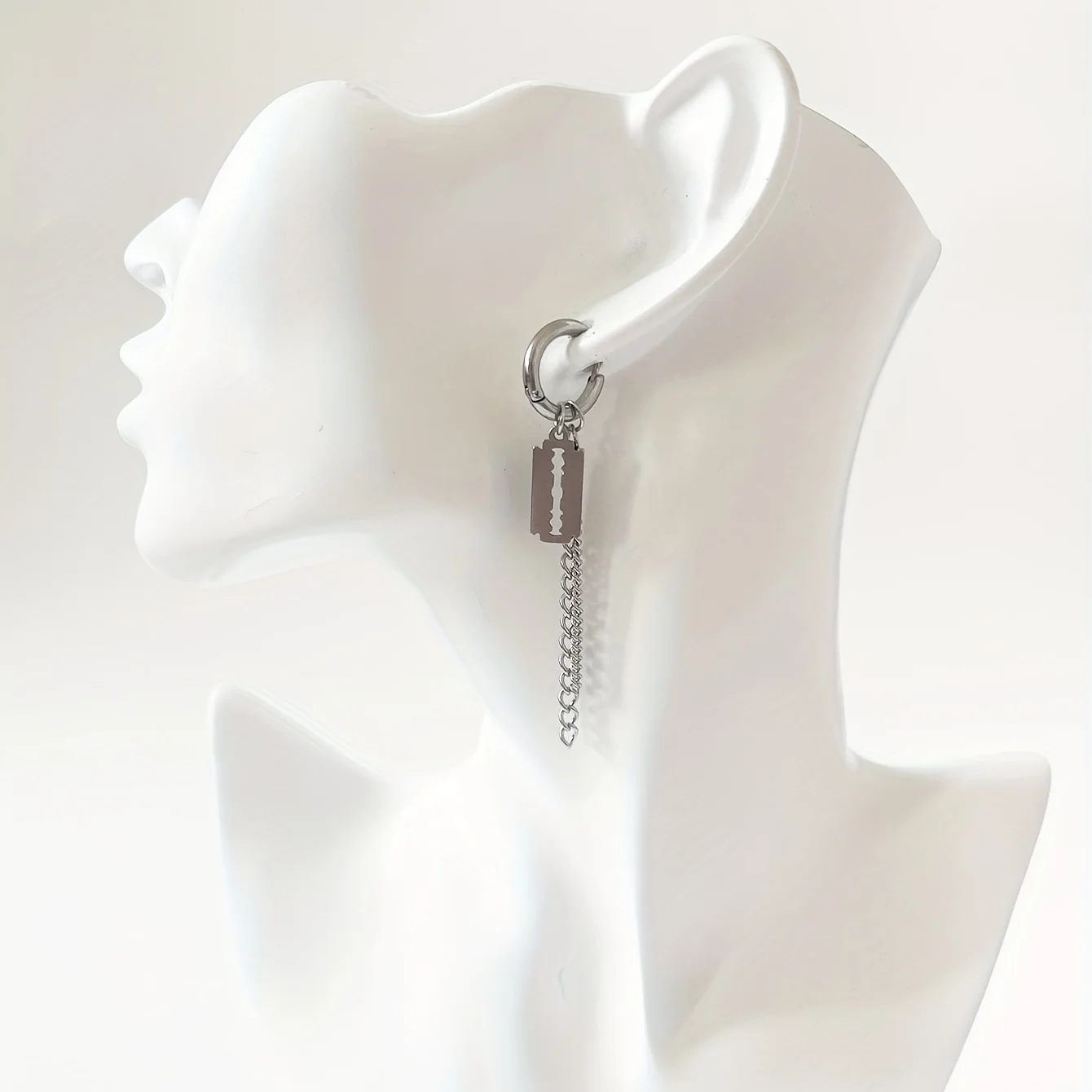 1 пара серег-гвоздиков в стиле панк-готика из нержавеющей стали креативная