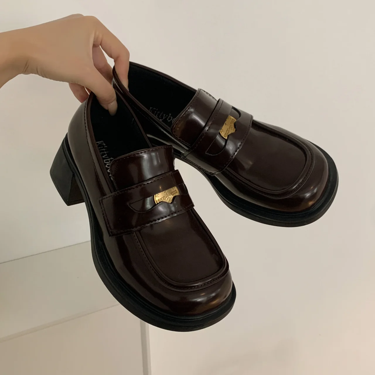

Women Shoes Autumn Round Toe Clogs Platform Casual Female Sneakers Oxfords Loafers With Fur Fall Creepers Winter On Heels New Le