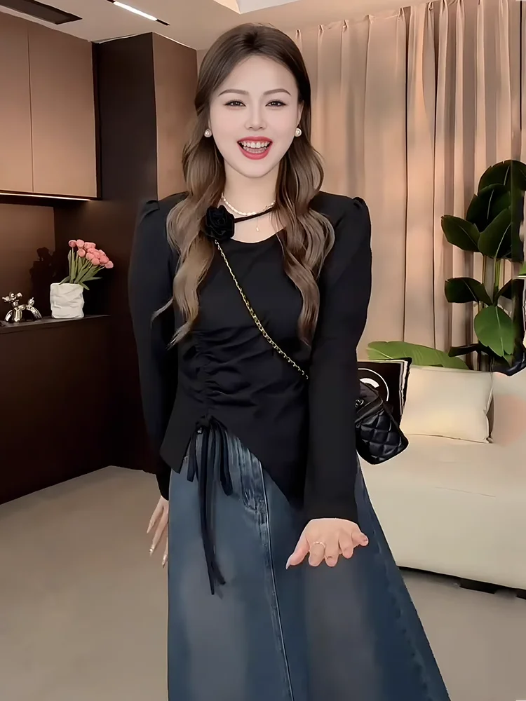 Женская трикотажная футболка обнимающая живот осенняя