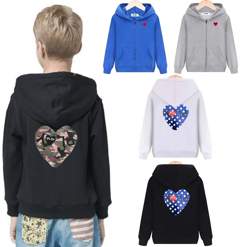 

Детская хлопковая толстовка в горошек, с вышивкой