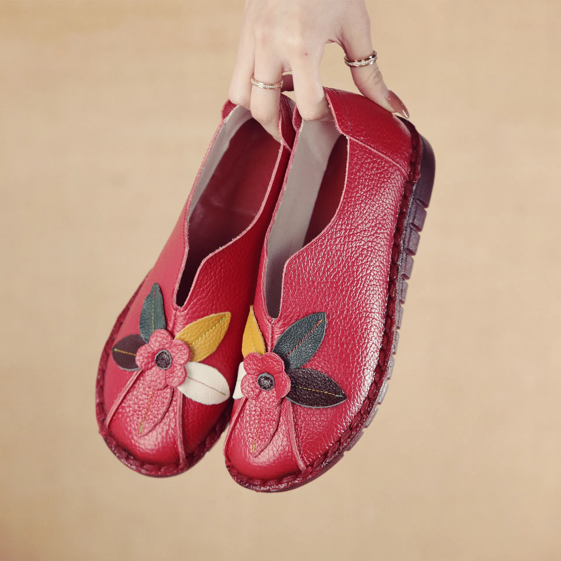 spring women leather moccasins flat shoes floral style retro women shoes fashion elderly soft-soled mother shoes plus size 42