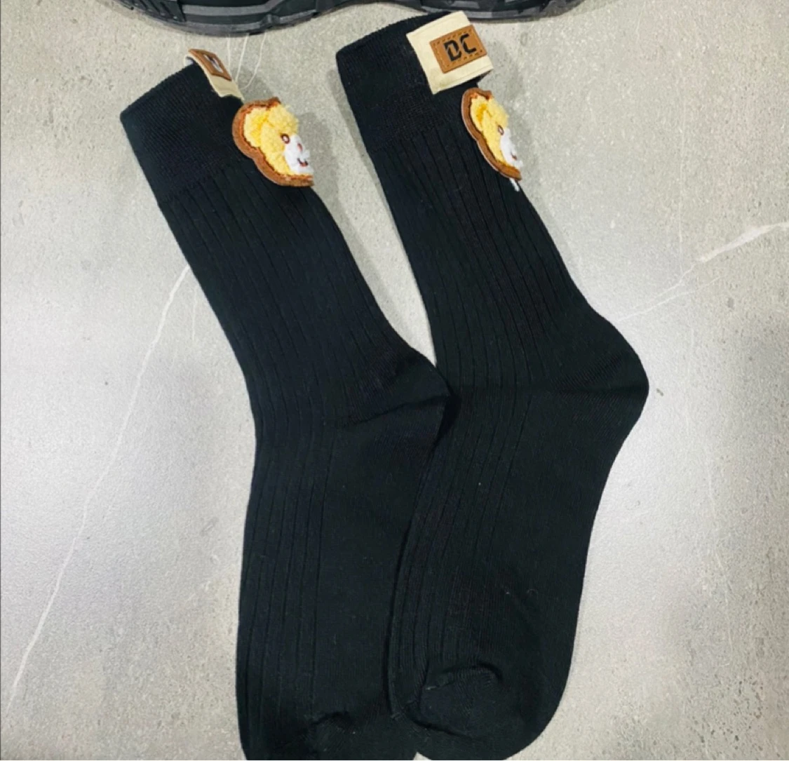 Bear Head Patch Trendy Lovers Socks All-match Autumn Winter Letters Labeling Black Middel Tube Stocking 2022 Net Red Cotton Scok
