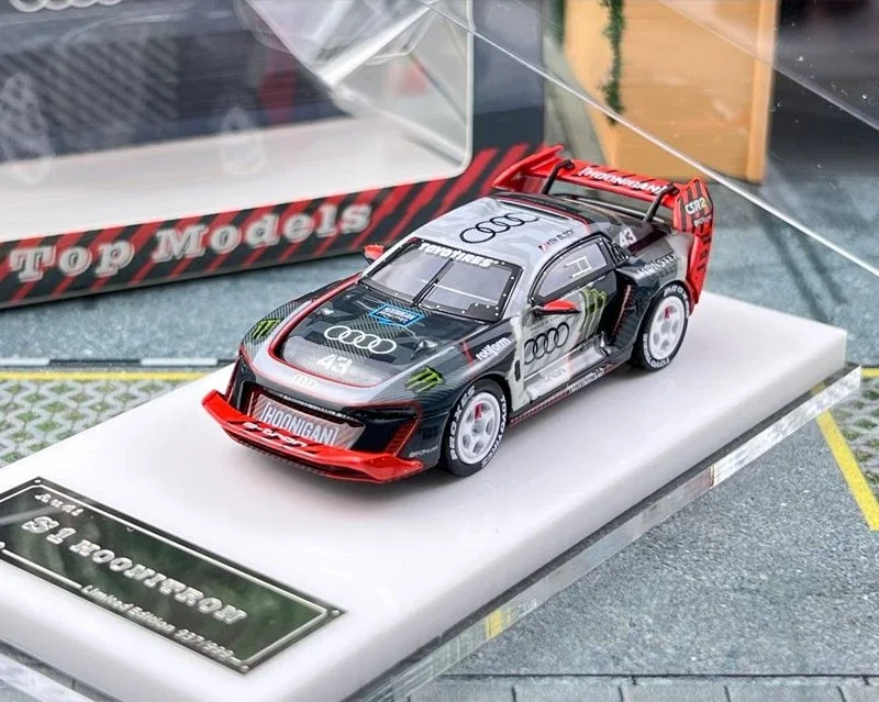 1:64 Audi S1 Hoonitron Brick Tertiary Drift Dashen Модель автомобиля из сплава