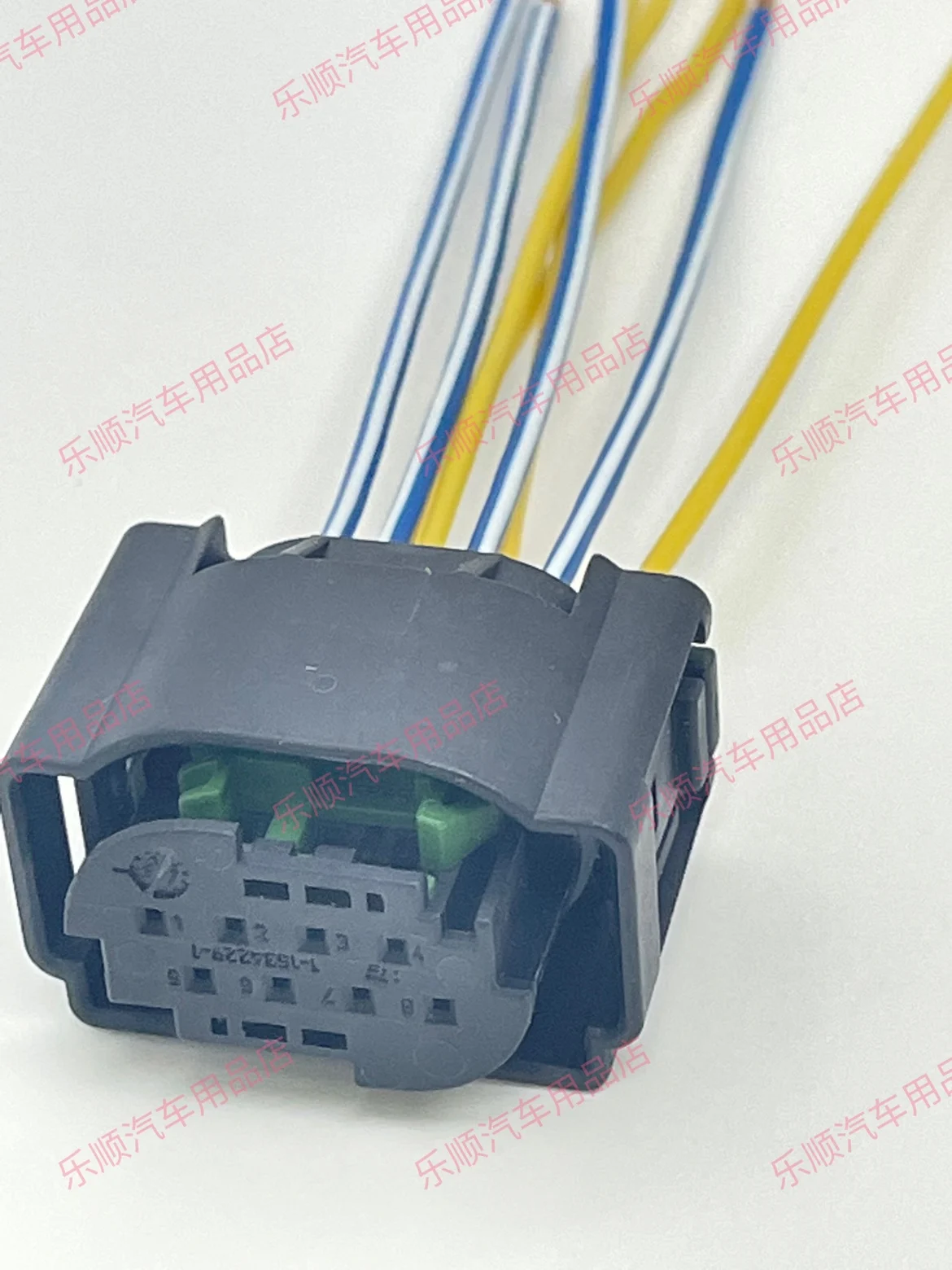 4F0 972 708 B MW X1X3X5E90E92F18F02F35 320 325 525 разъем жгута радара переднего и заднего бампера