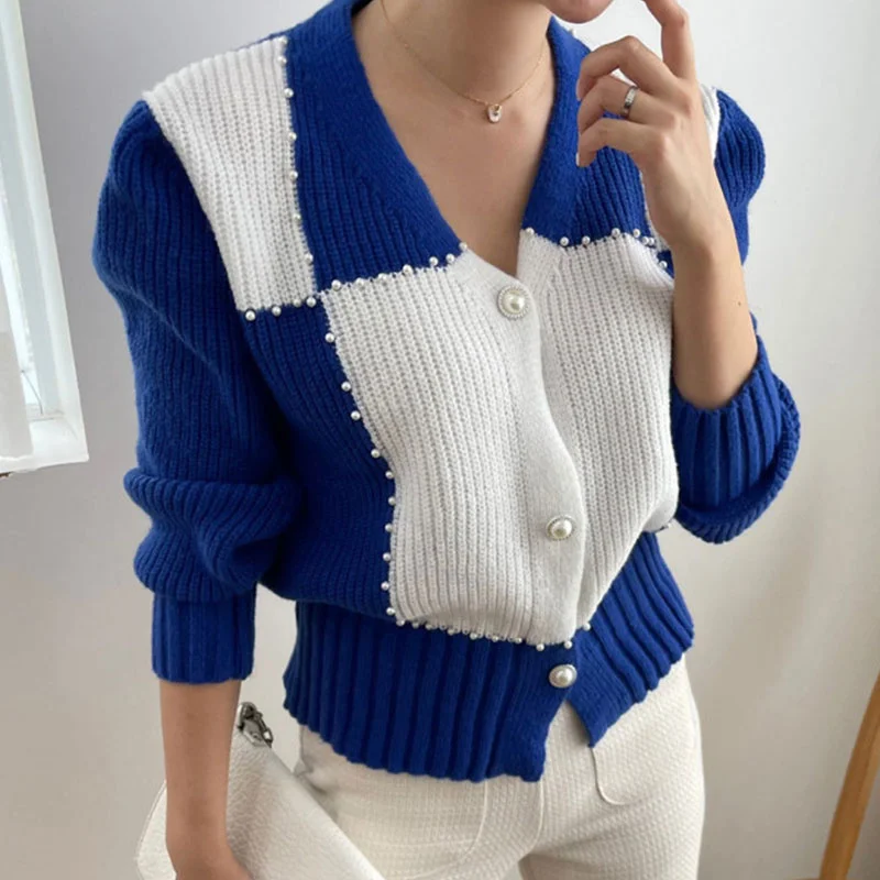 

Женский короткий кардиган с V-образным вырезом и длинным рукавом