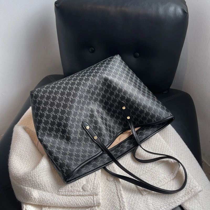 Trendy High-end Western Style Explosive Portable Shoulder Bag All-match Tote Shopping Bag Large-capacity Bag Women's 2022 New