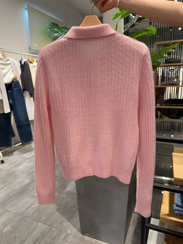 Зима 2024 новый микрофон модный простой и универсальный розовый воротник-поло с