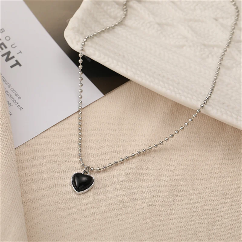 

Black Heart Necklace for Women Simple Jewelry Accessories