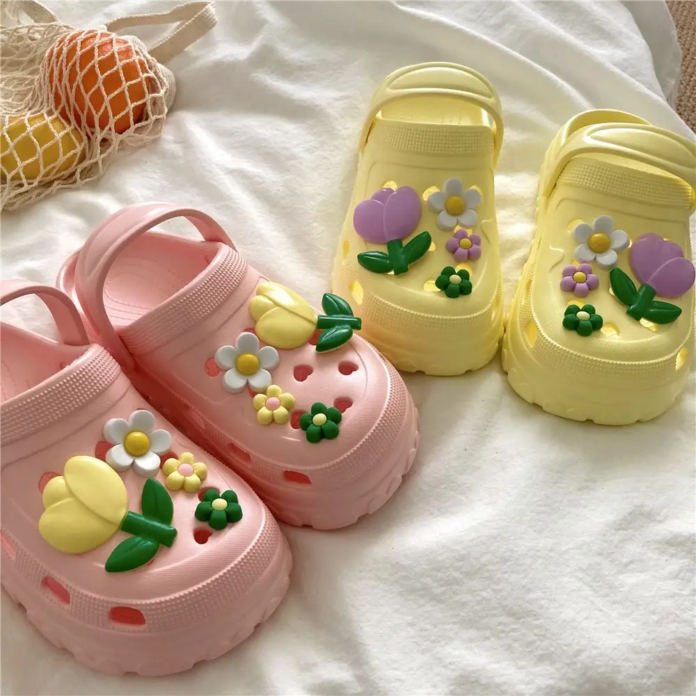 Ladies Shoes New Arrival 2023 Outdoor Women Slippers Slippers for House Thick Sole Quality Luxury Summer Sandals for Girls