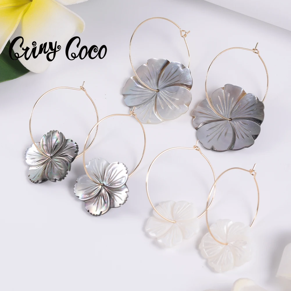 

New in Natural White Black Shell Earrings Hawaiian Hibiscus Mutabilis Jewelry Flower Hoop Earrings with Shells for Women Girls