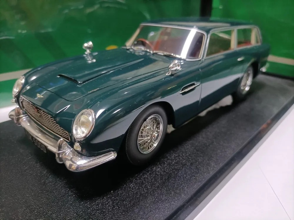 

Культ 1:18 для Aston Martin DB5, имитация тормоза для стрельбы, Гарольда радфорда 1964, ограниченная серия, металлическая статическая модель автомобиля из смолы, игрушки