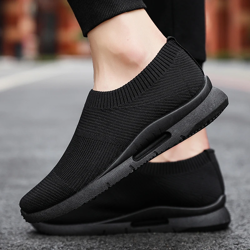 

2022NEW Men Light Running Shoes Jogging Shoes Breathable Women's Sneakers Slip on Loafer Shoe Men's Casual Shoes