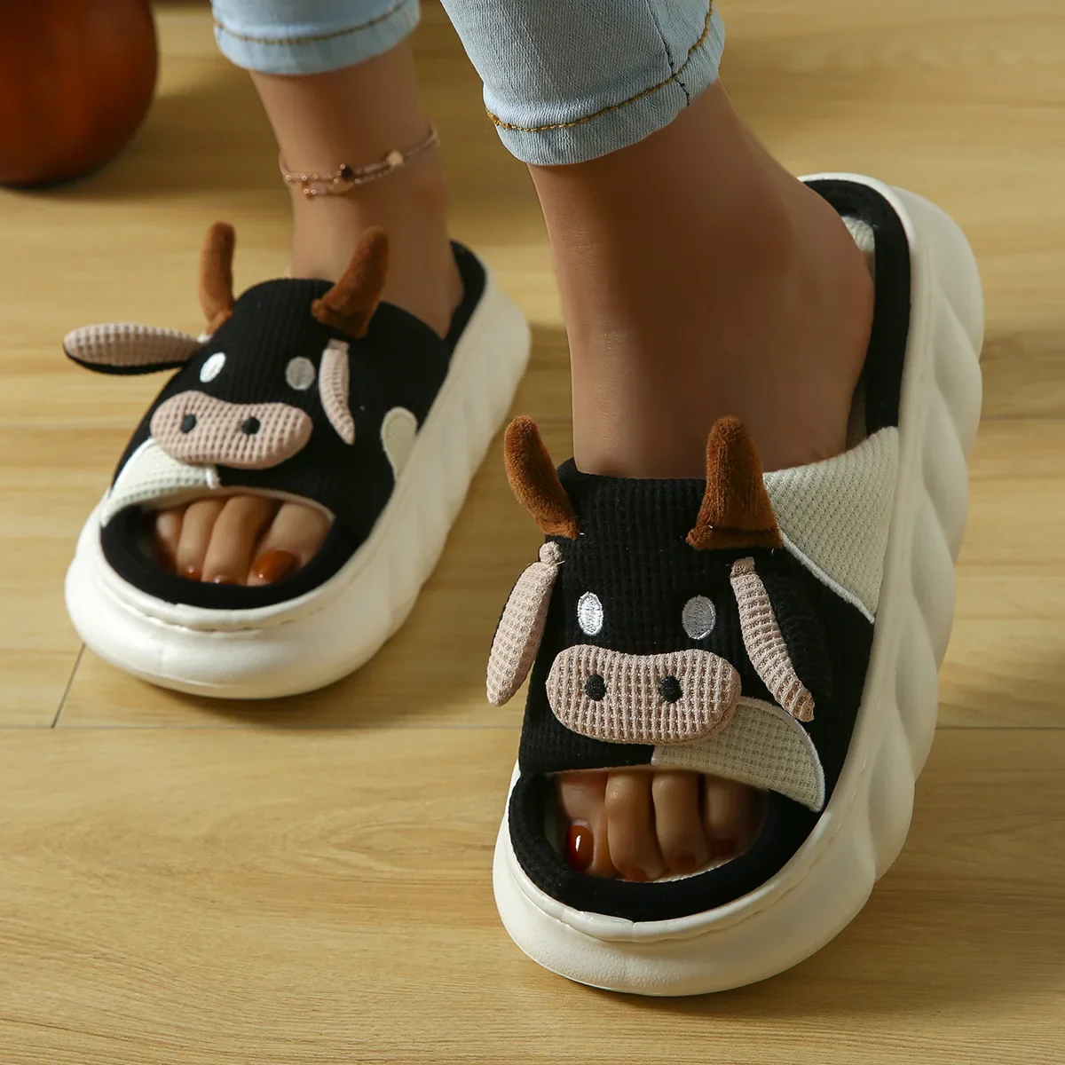 Домашние тапочки на толстой подошве для мужчин и женщин всесезонные