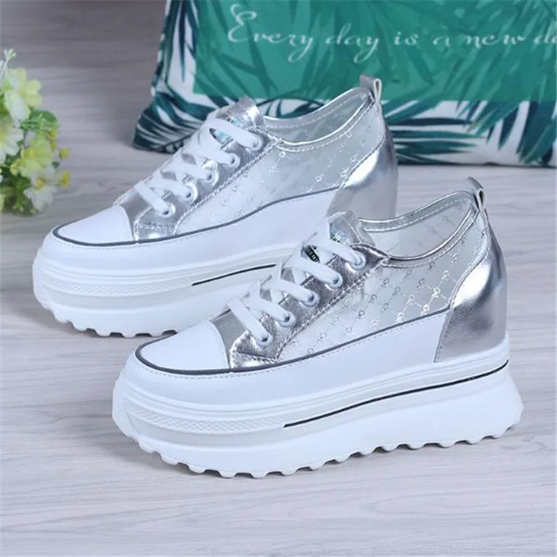 

Женские кроссовки на танкетке, летние дышащие кроссовки с кружевом, удобная повседневная обувь на платформе, 2022