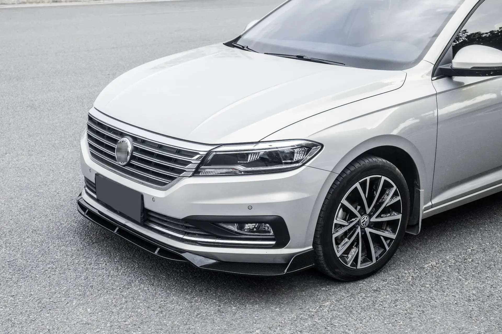 Передний бампер для Volkswagen VW Lavida Plus 2018-2021 спойлер бампера боковой сплиттер