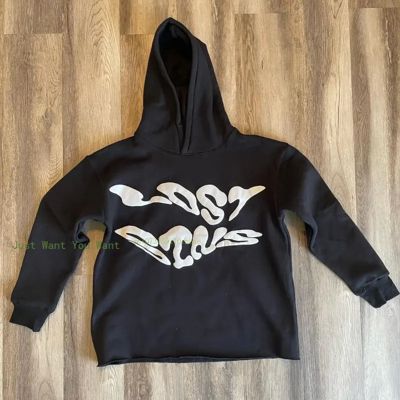 Рисунок 5 - Красный Модный брендовый свитшот с вышивкой пузырьков