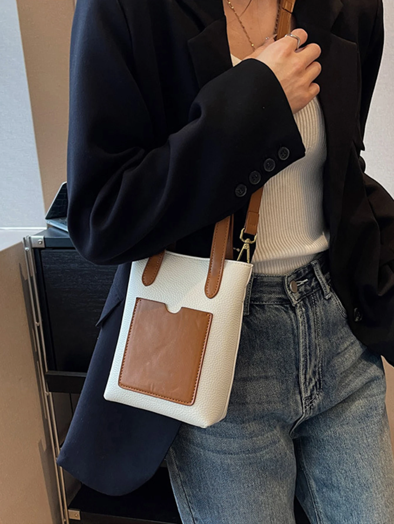 Женская сумка через плечо из мягкой искусственной кожи